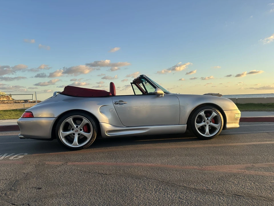 1998 Porsche 993 Carrera 4 - Image 21 of 31