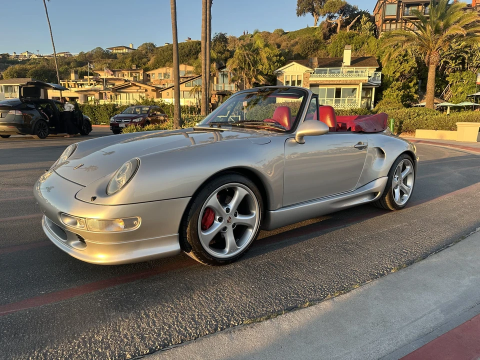1998 Porsche 993 Carrera 4 - Image 18 of 31