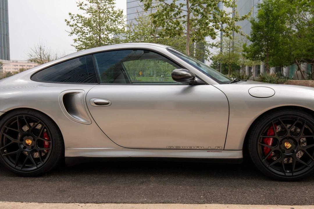 2003 Porsche 996 Turbo - Image 28 of 31