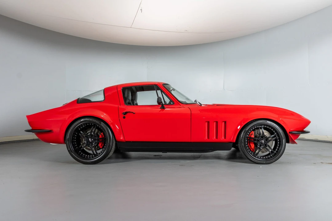 1966 Chevrolet Corvette C2 - Image 4 of 31