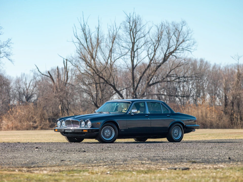1983 Jaguar XJ Series 3 - Image 3 of 31