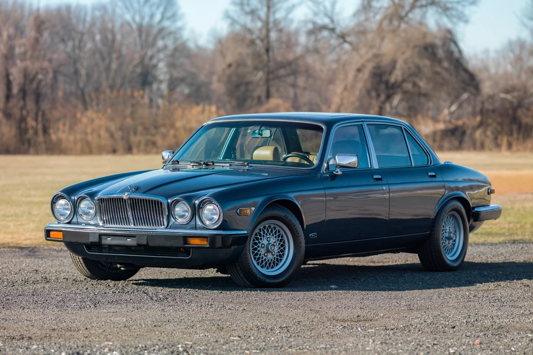1983 Jaguar XJ Series 3 - Image 2 of 31