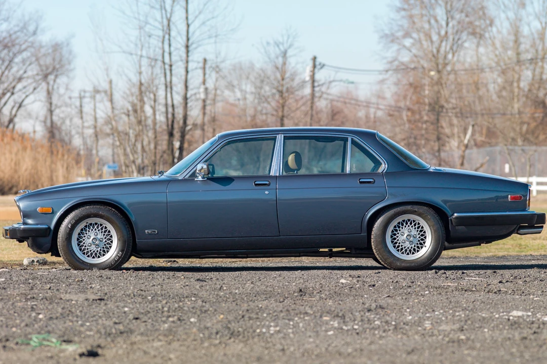1983 Jaguar XJ Series 3 - Image 5 of 31