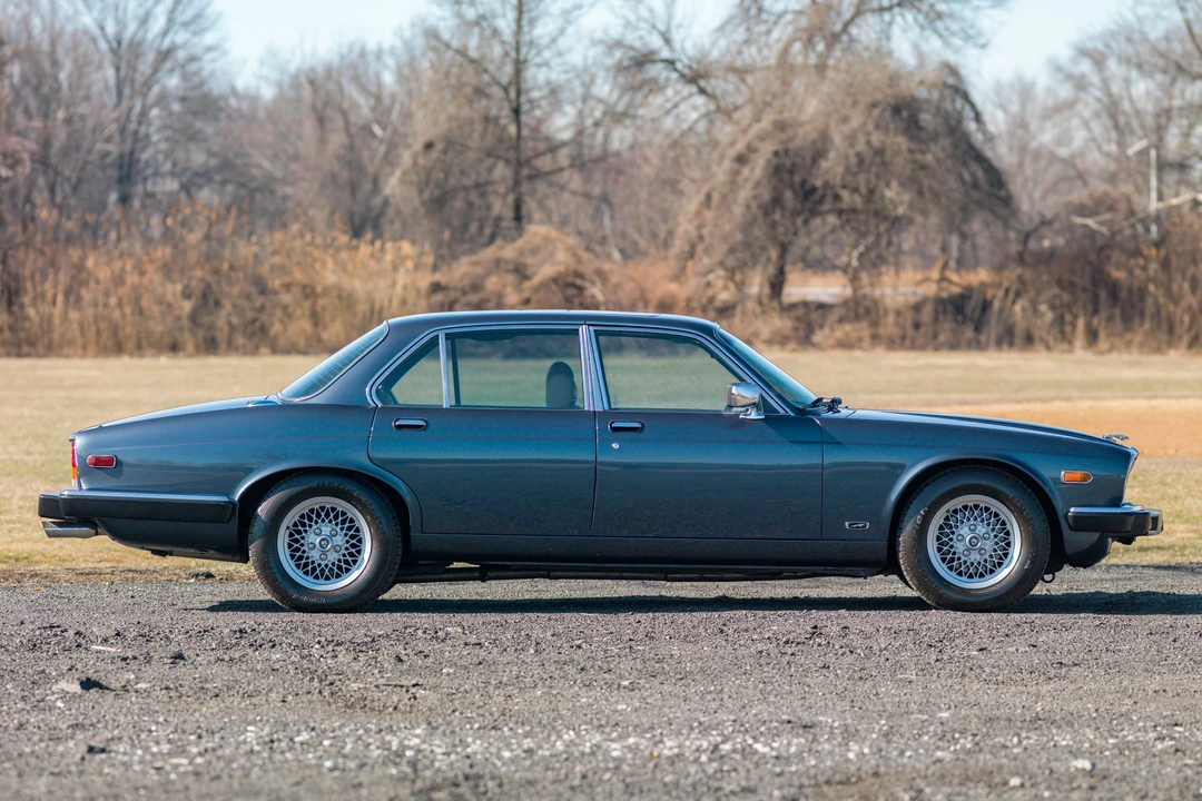 1983 Jaguar XJ Series 3 - Image 12 of 31