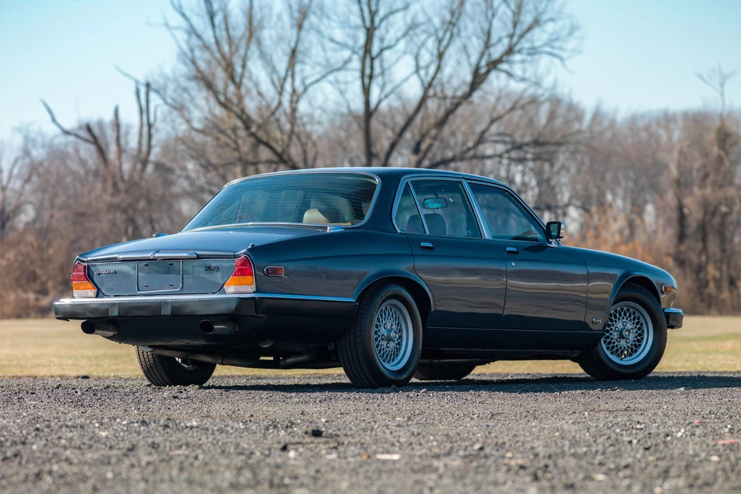 1983 Jaguar XJ Series 3 - Image 9 of 31