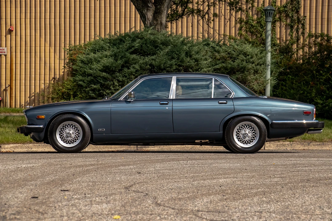 1983 Jaguar XJ Series 3 - Image 21 of 31