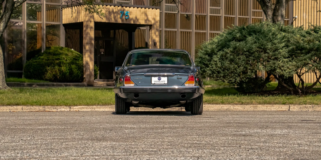 1983 Jaguar XJ Series 3 - Image 25 of 31