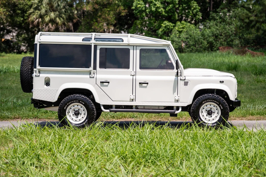 1991 Land Rover Defender 110 - Image 18 of 31