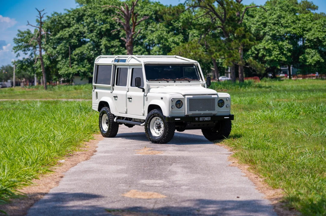 1991 Land Rover Defender 110 - Image 21 of 31