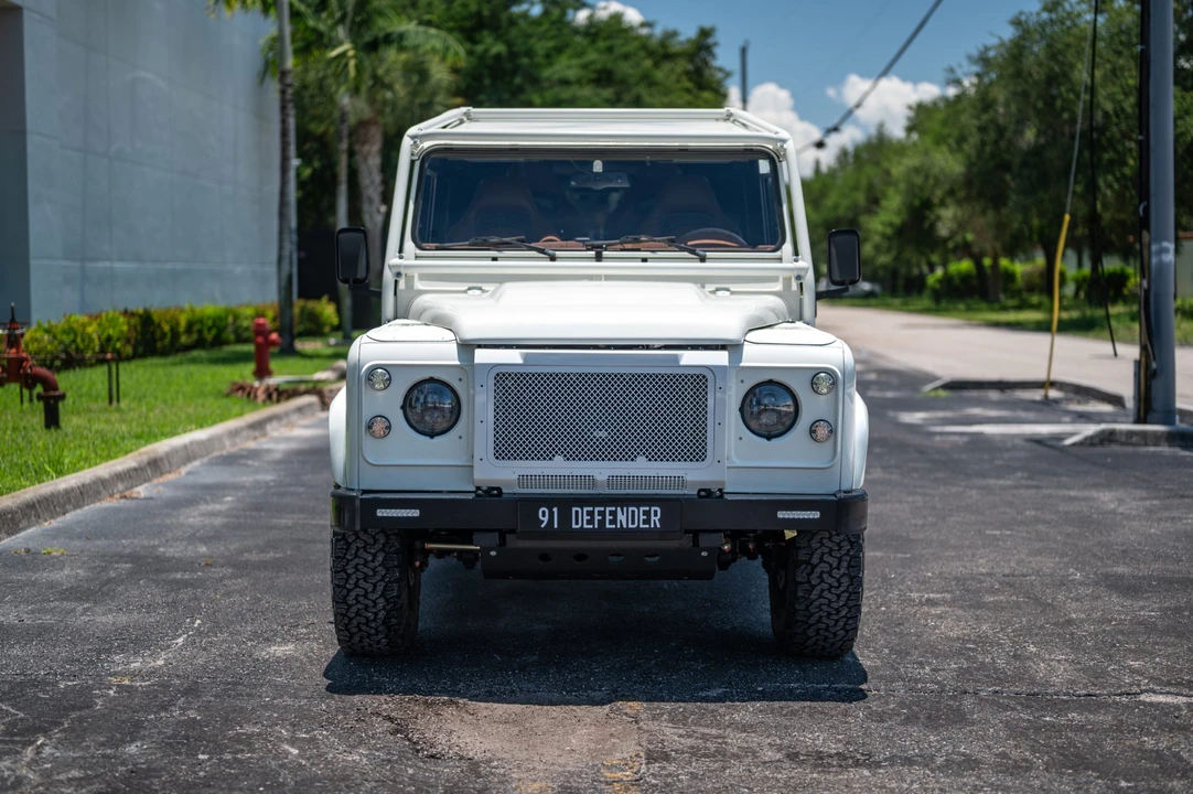 1991 Land Rover Defender 110 - Image 22 of 31