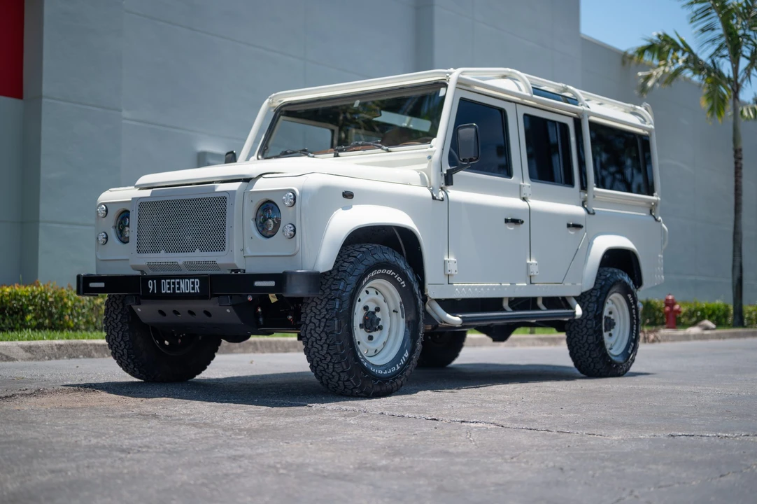 1991 Land Rover Defender 110 - Image 26 of 31