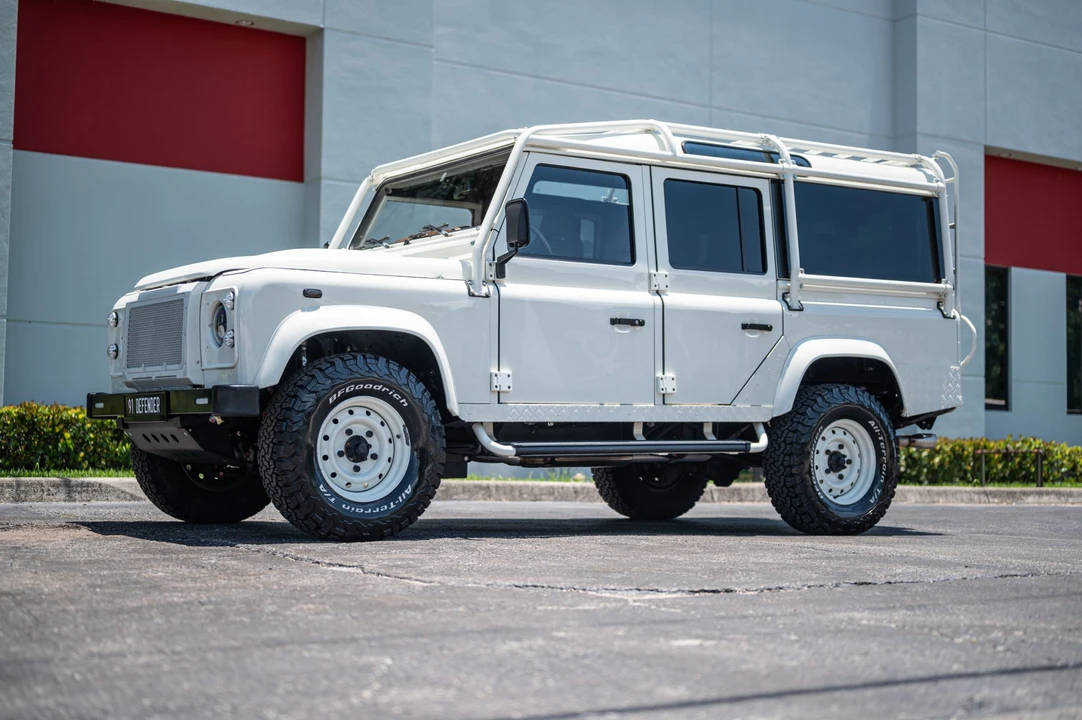 1991 Land Rover Defender 110 - Image 28 of 31
