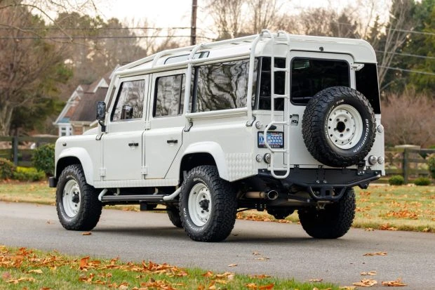 1991 Land Rover Defender 110 - Image 2 of 9