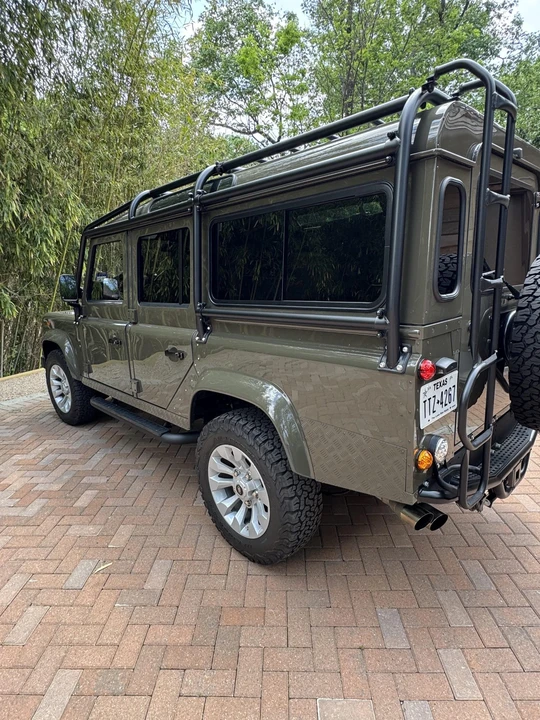 1995 Land Rover Defender 110 - Image 13 of 31