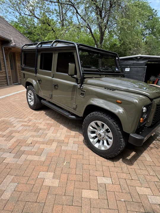 1995 Land Rover Defender 110 - Image 18 of 31
