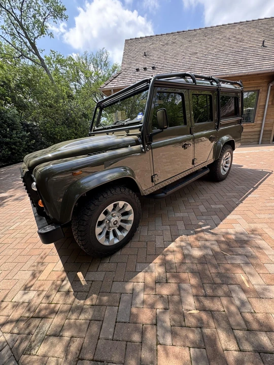 1995 Land Rover Defender 110 - Image 8 of 31