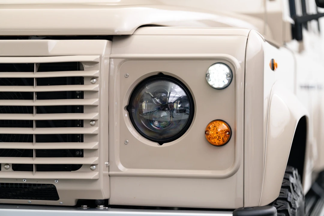 1989 Land Rover Defender 110 - Image 20 of 21
