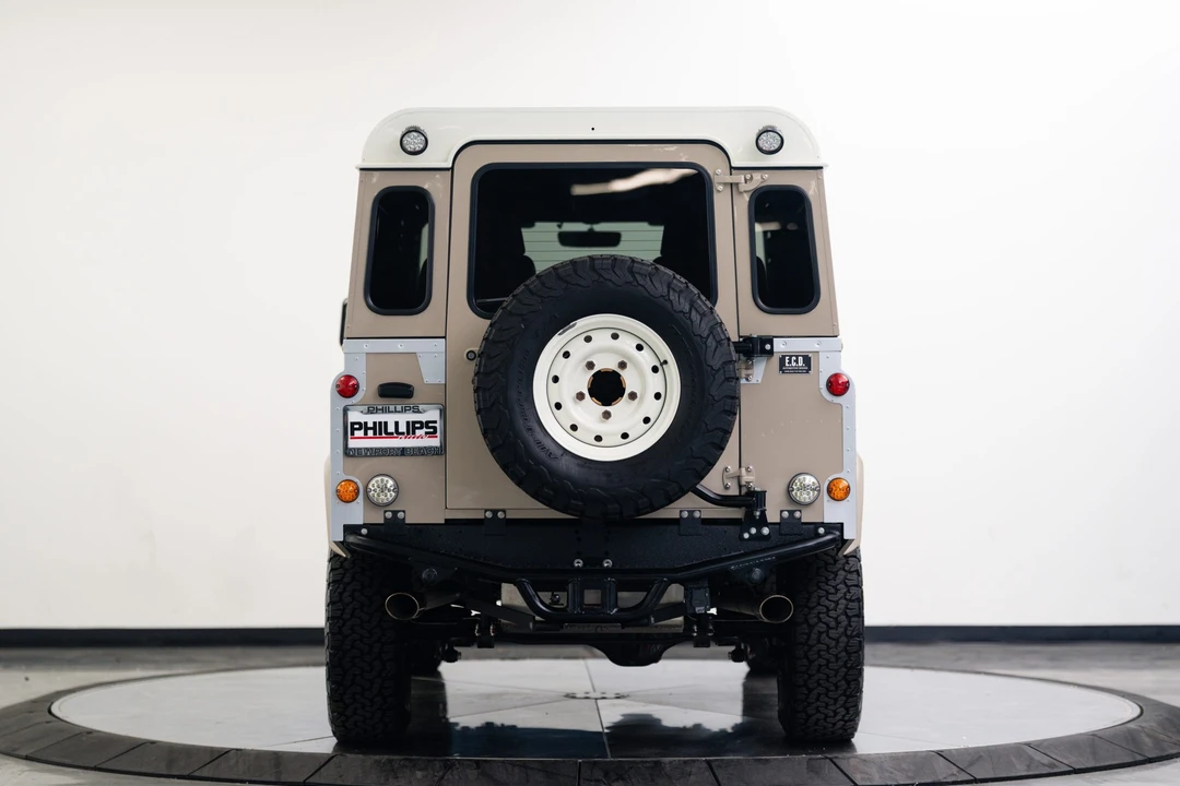 1989 Land Rover Defender 110 - Image 13 of 21