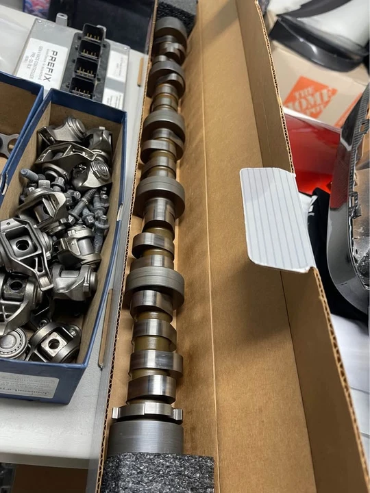 Parts & Memorabilia Engines - Image 7 of 10