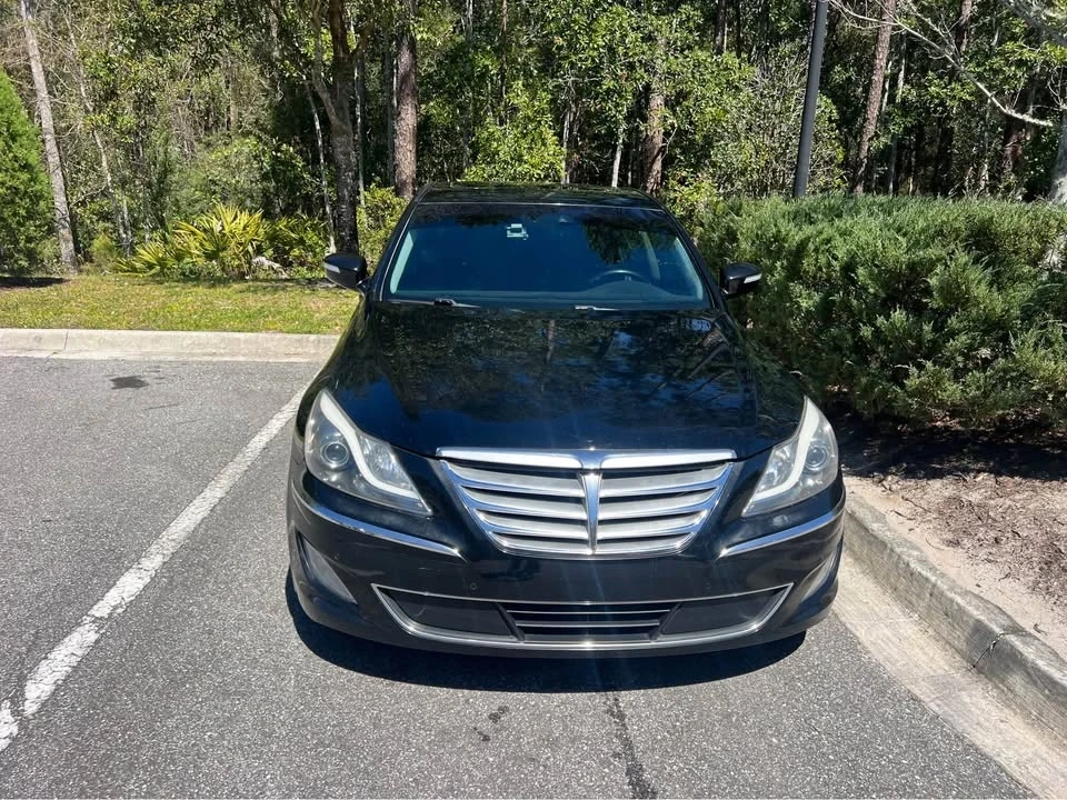 2012 Genesis - Image 2 of 9
