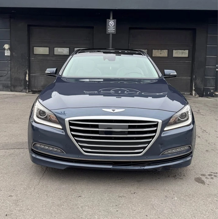 2015 Hyundai Genesis - Image 2 of 9