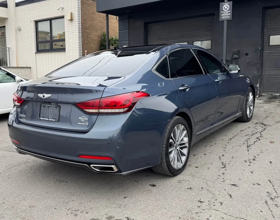 2015 Hyundai Genesis - Image 9 of 9