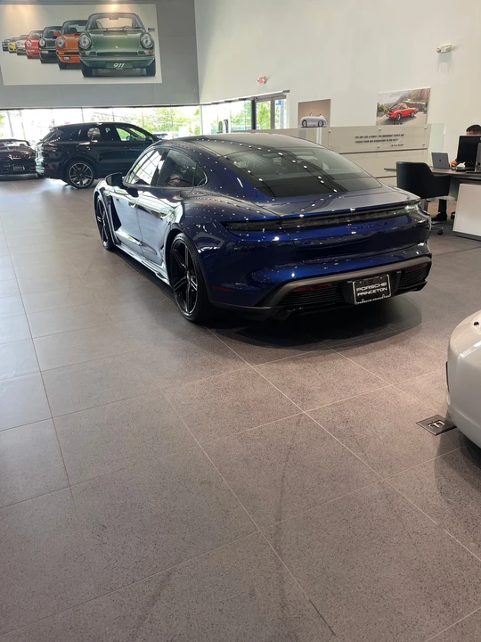 2022 Porsche Taycan Turbo S - Image 4 of 7