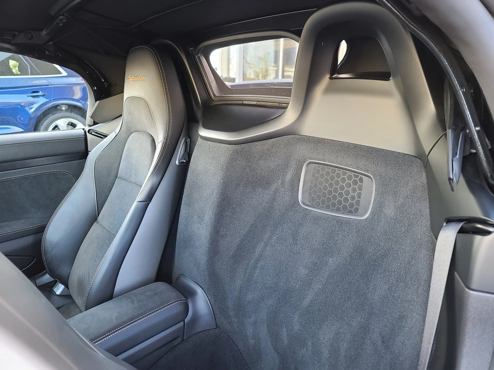 2021 Porsche 718 Boxster Spyder - Image 20 of 21