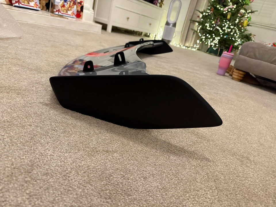 2022 Parts & Memorabilia Bodywork - Image 3 of 10