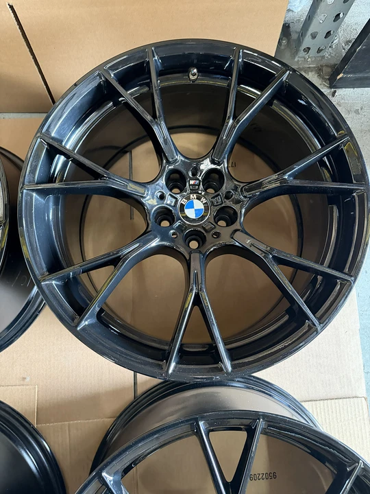 2017 Parts & Memorabilia Other Wheels - Image 7 of 8