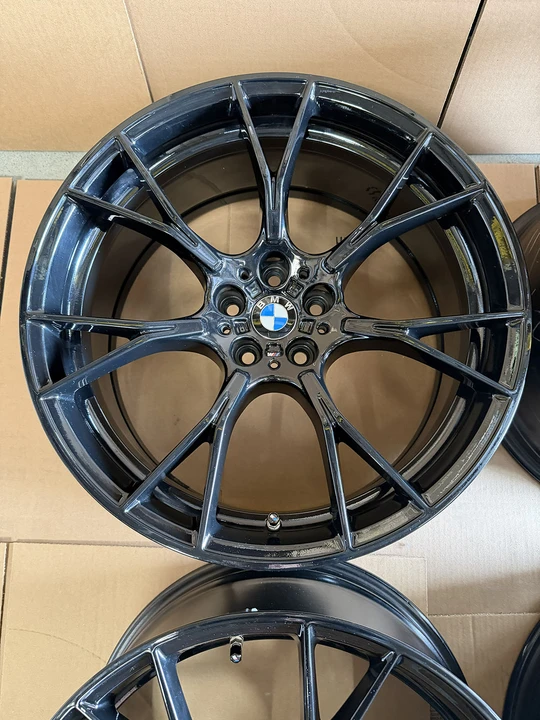 2017 Parts & Memorabilia Other Wheels - Image 6 of 8