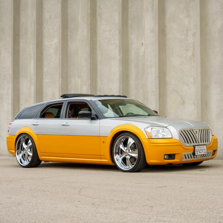 2005 Dodge Magnum 2nd Gen Wagon - Image 24 of 31