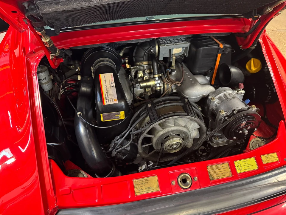 1988 Porsche 911 Carrera 3.2 - Image 8 of 24