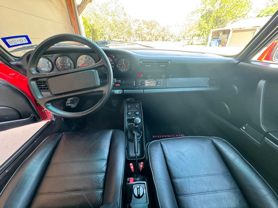 1988 Porsche 911 Carrera 3.2 - Image 16 of 24