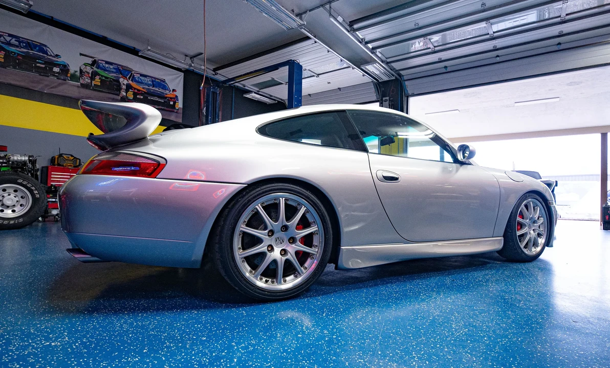 1999 Porsche 996 GT3 - Image 18 of 31