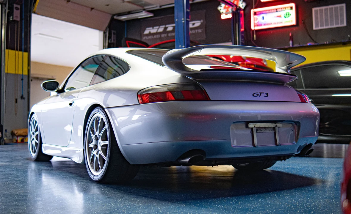 1999 Porsche 996 GT3 - Image 11 of 31