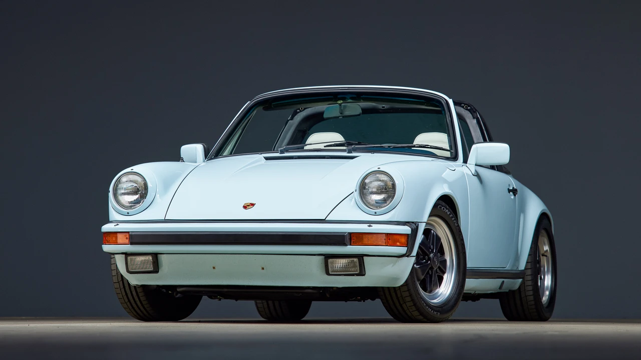 1984 Porsche 911 Carrera 3.2 - Image 2 of 31