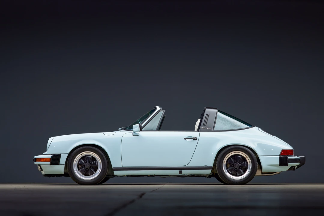 1984 Porsche 911 Carrera 3.2 - Image 5 of 31