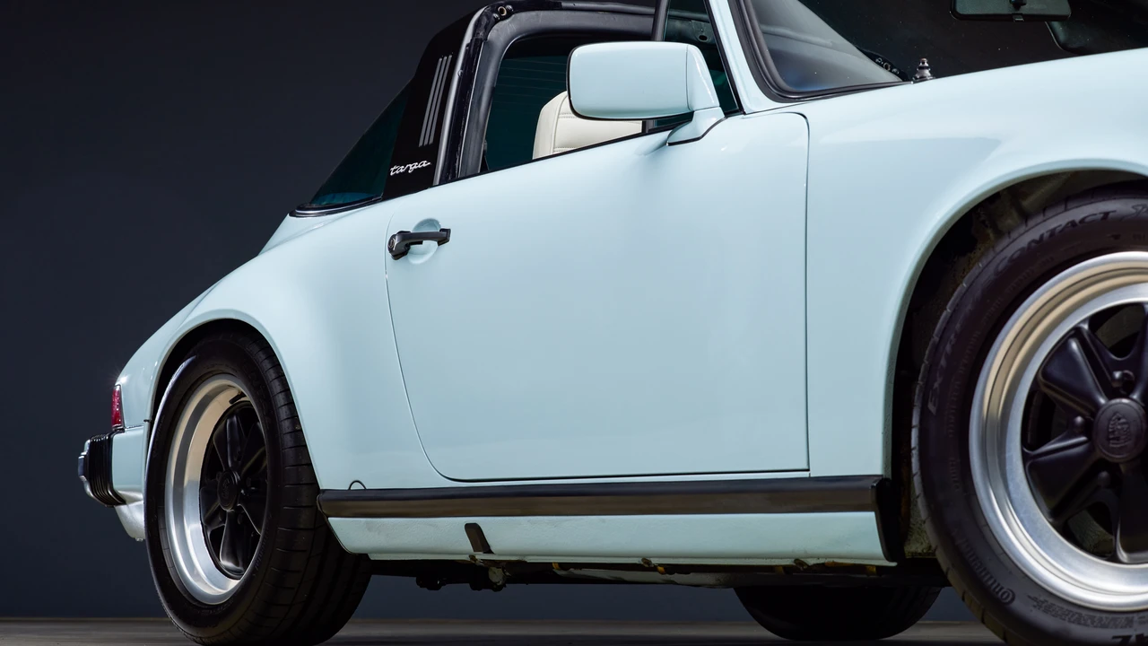 1984 Porsche 911 Carrera 3.2 - Image 30 of 31