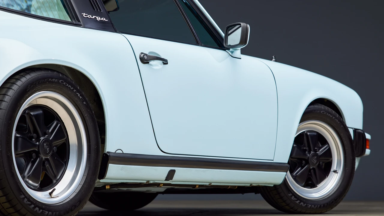 1984 Porsche 911 Carrera 3.2 - Image 27 of 31