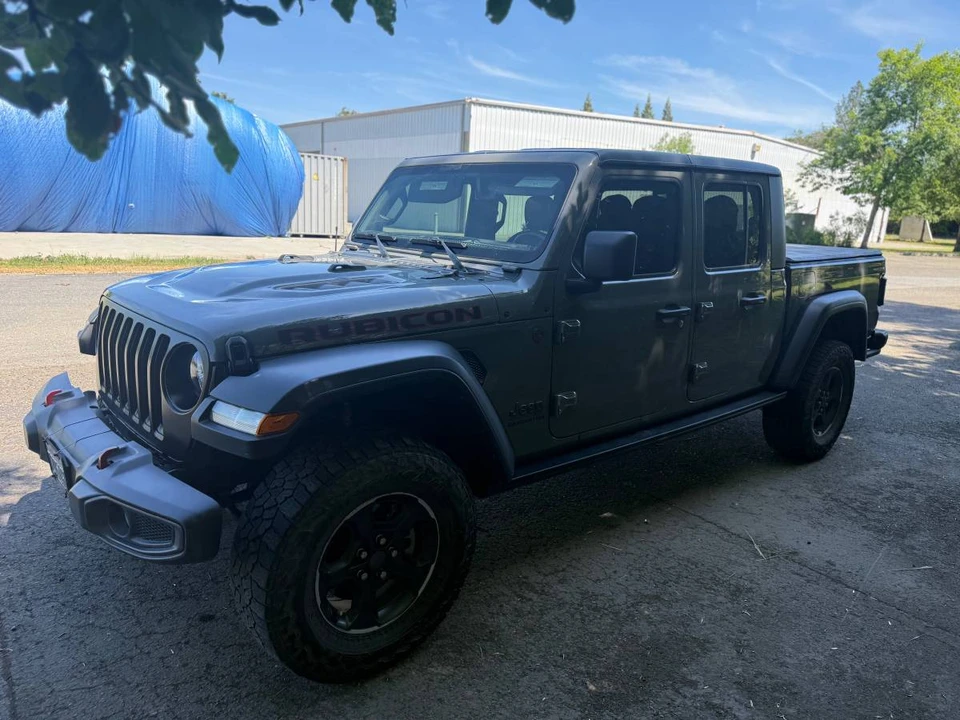 2022 Jeep JT Gladiator - Image 2 of 10