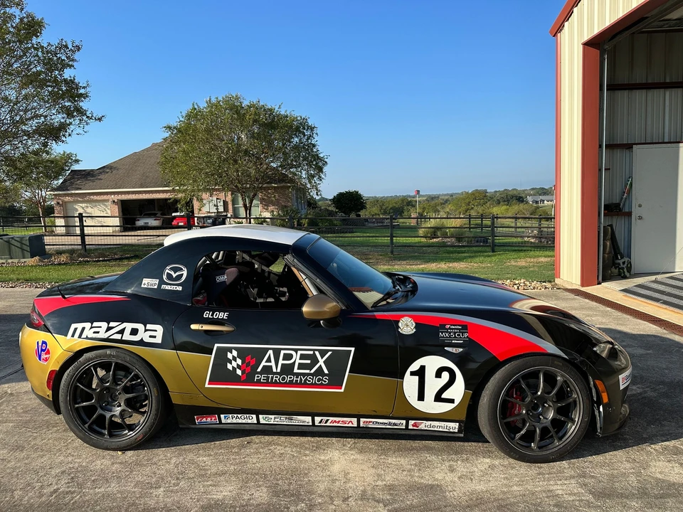 2016 Mazda ND MX-5 Miata - Image 4 of 12