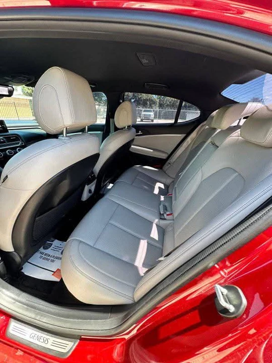 2020 Genesis G70 - Image 5 of 6