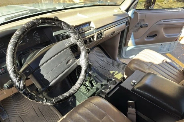 1996 Ford Bronco 5th Gen - Image 5 of 8