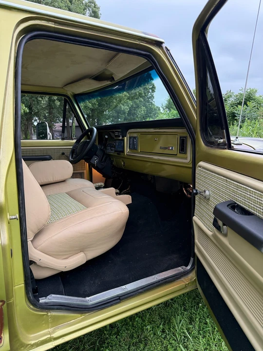 Ford Super Duty - Image 22 of 31