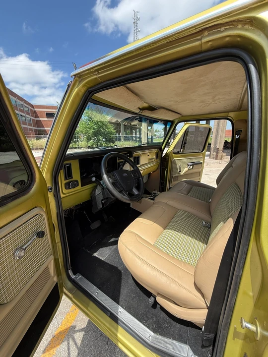 Ford Super Duty - Image 20 of 31