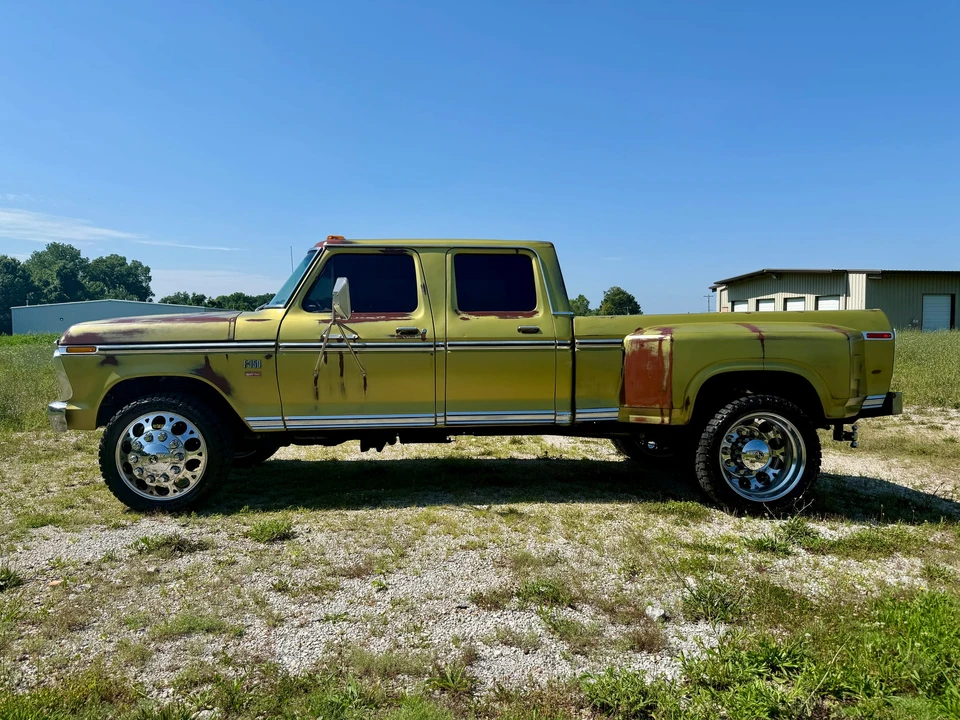 Ford Super Duty - Image 12 of 31