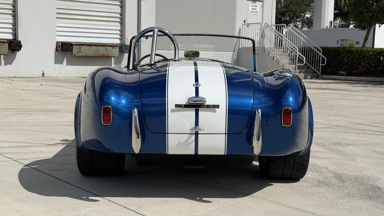 Shelby Cobra Replica - Image 22 of 31