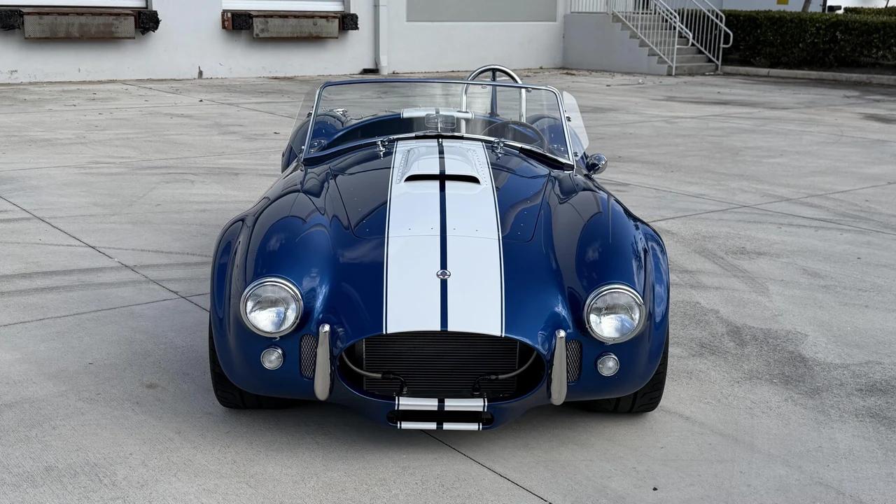Shelby Cobra Replica - Image 10 of 31