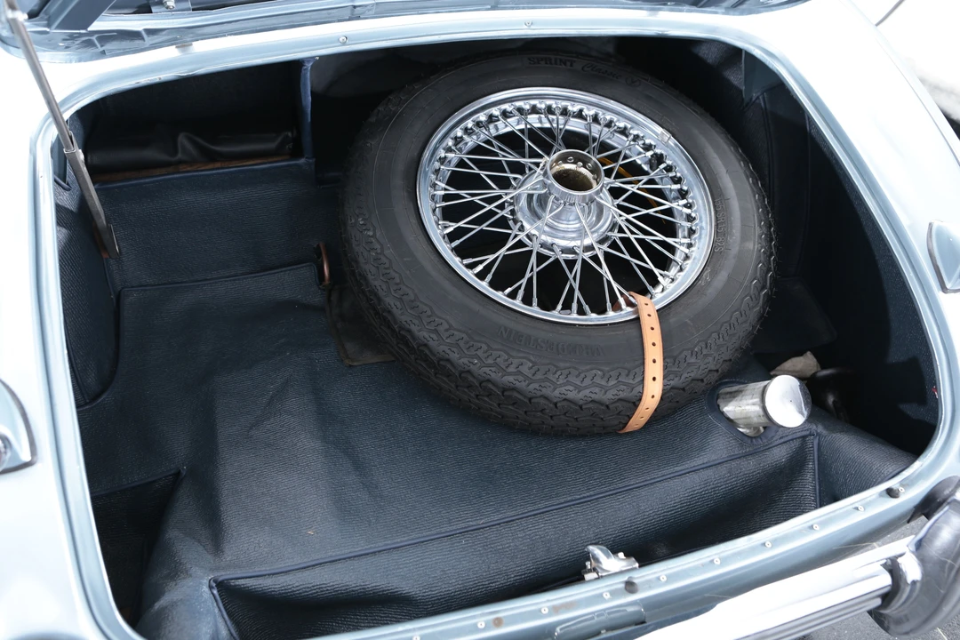 1956 Austin-Healey 100 - Image 13 of 17